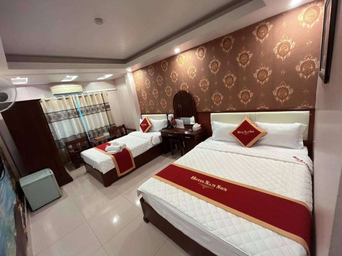Khach San Nam Son Hotel Dong Khe Exterior photo